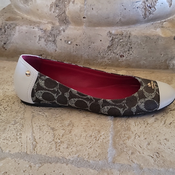 Coach flats - Picture 7 of 9
